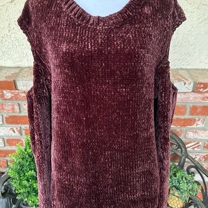 Express Cold Shoulder Sweater; Deep Burgundy Chenille W/Bell Sleeves; Sz Med
